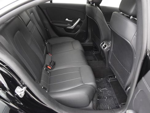 Used 2023 Mercedes-Benz CLA 250 image 19