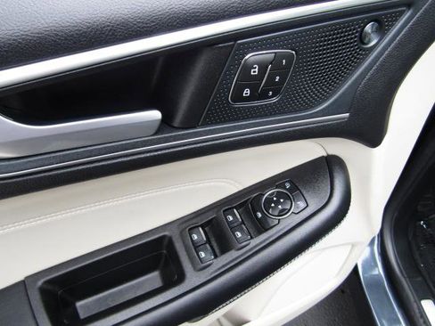 Used 2024 Ford Edge Titanium w/ Titanium Elite Package image 14