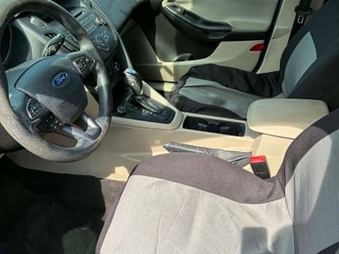 Used 2012 Ford Focus Titanium FWD image 13