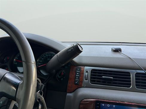 Used 2007 Chevrolet Tahoe LTZ w/ LTZ Preferred Equipment Group image 22