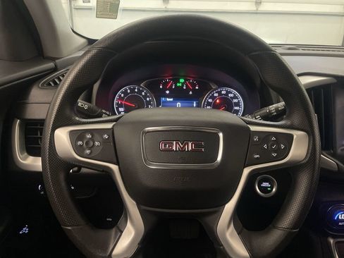 Used 2024 GMC Terrain SLE w/ Driver Convenience Package AWD/4WD image 5