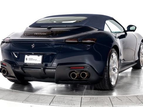 Certified 2026 Ferrari Roma Spider RWD image 10