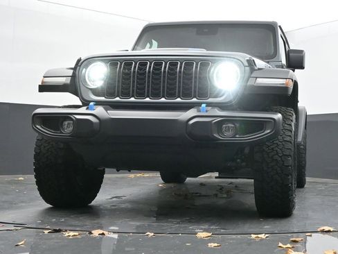 Used 2024 Jeep Wrangler Unlimited Rubicon 4xe image 47