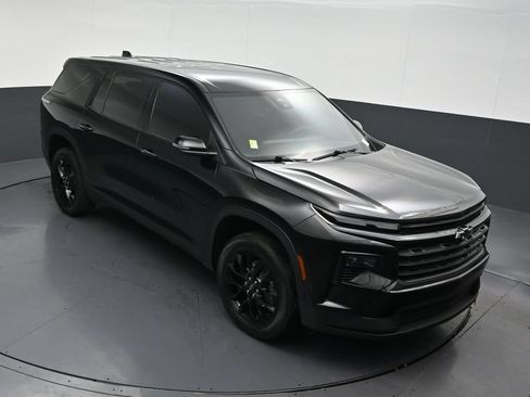 Used 2024 Chevrolet Traverse LS w/ Midnight/Sport Edition FWD image 22
