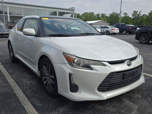 Used 2015 Scion tC FWD image 1
