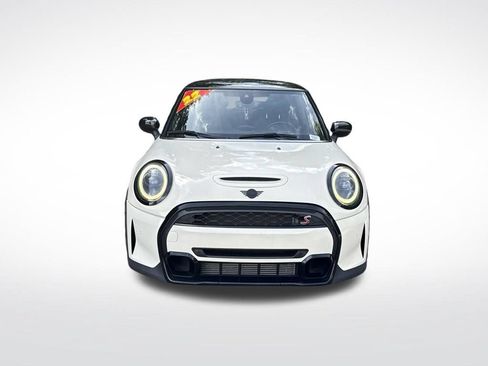 Used 2022 MINI Cooper S w/ Driver Assistance Package FWD image 2