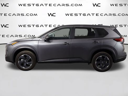 Used 2024 Nissan Rogue SV AWD/4WD image 5
