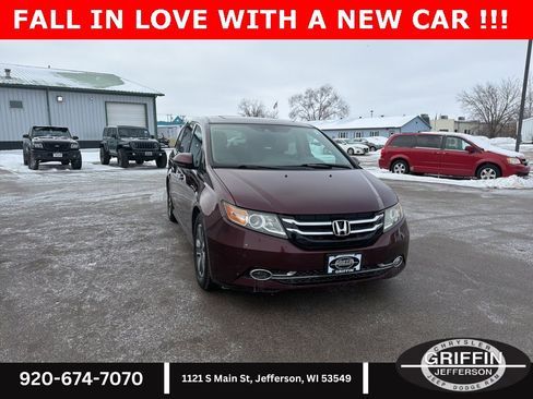 Used 2015 Honda Odyssey Touring Elite image 4