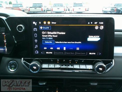 Used 2023 Chevrolet Colorado LT image 13