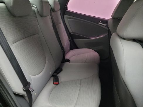 Used 2017 Hyundai Accent SE FWD image 19