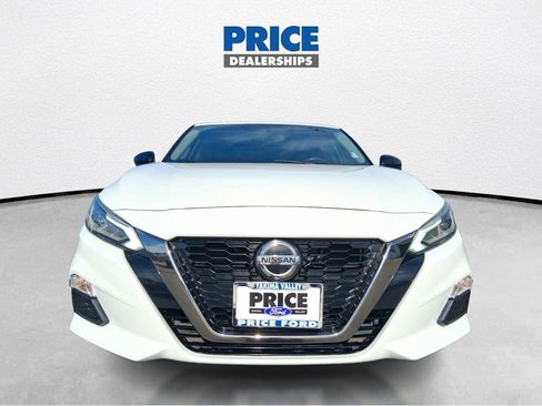 Used 2019 Nissan Altima 2.5 SR image 3
