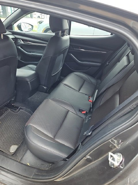 Certified 2024 MAZDA MAZDA3 Hatchback w/ Appearance Package AWD/4WD image 10
