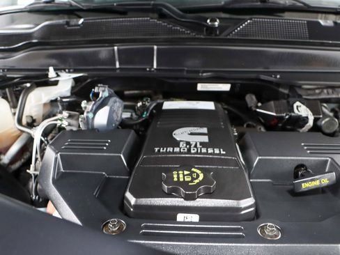 Used 2024 RAM 2500 Big Horn image 32