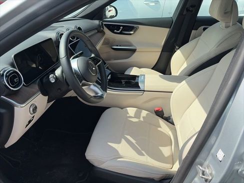 Used 2025 Mercedes-Benz C 300 Sedan image 7