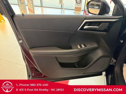 New 2026 Nissan Rogue SL AWD/4WD image 9