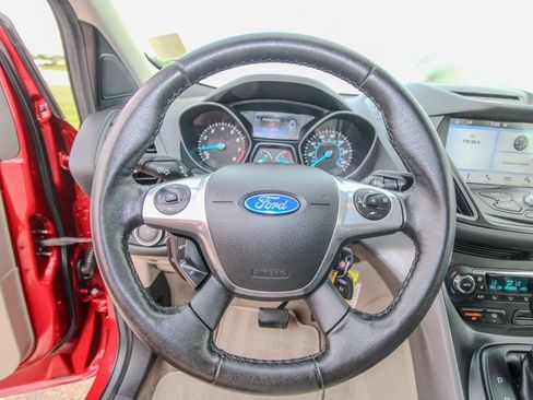 Used 2016 Ford Escape SE w/ SE Leather Comfort Package AWD/4WD image 19