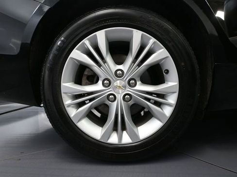 Used 2015 Chevrolet Impala LT w/ Convenience Package FWD image 15