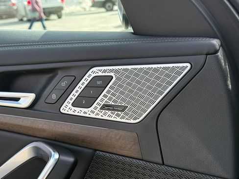 Used 2025 BMW X1 xDrive28i w/ Convenience Package image 24