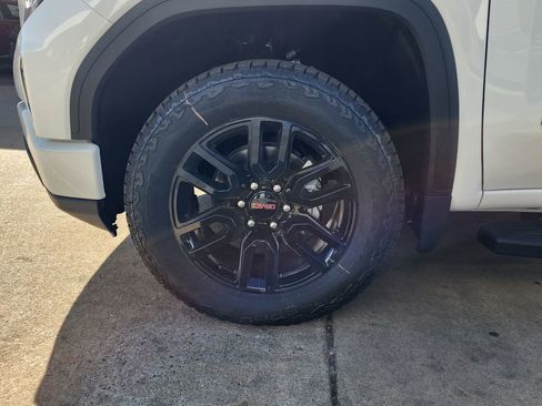 New 2026 GMC Sierra 1500 Elevation image 51