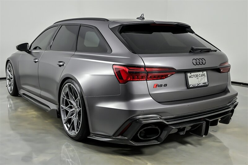 Used 2022 Audi RS 6 AWD/4WD image 7