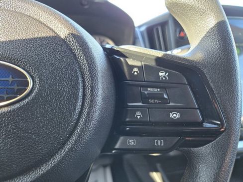 Used 2024 Subaru Crosstrek 2.0i Premium image 18