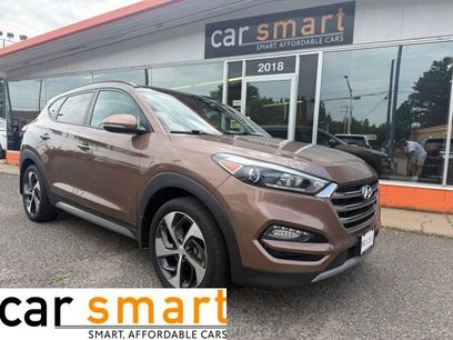 Used 2017 Hyundai Tucson Limited w/ Limited Ultimate Package 03