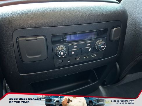 Used 2020 Chevrolet Tahoe LT AWD/4WD image 16