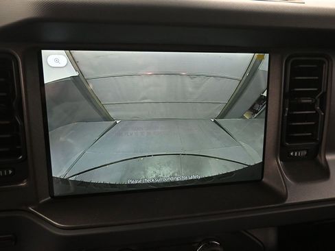 New 2025 Ford Bronco Badlands image 32