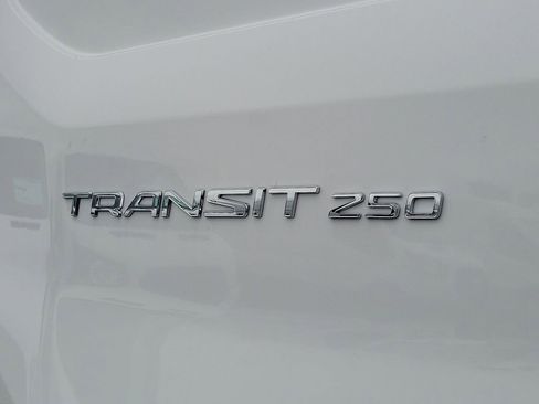 New 2025 Ford Transit 250 148 Medium Roof w/ HVAC Trade Package image 9