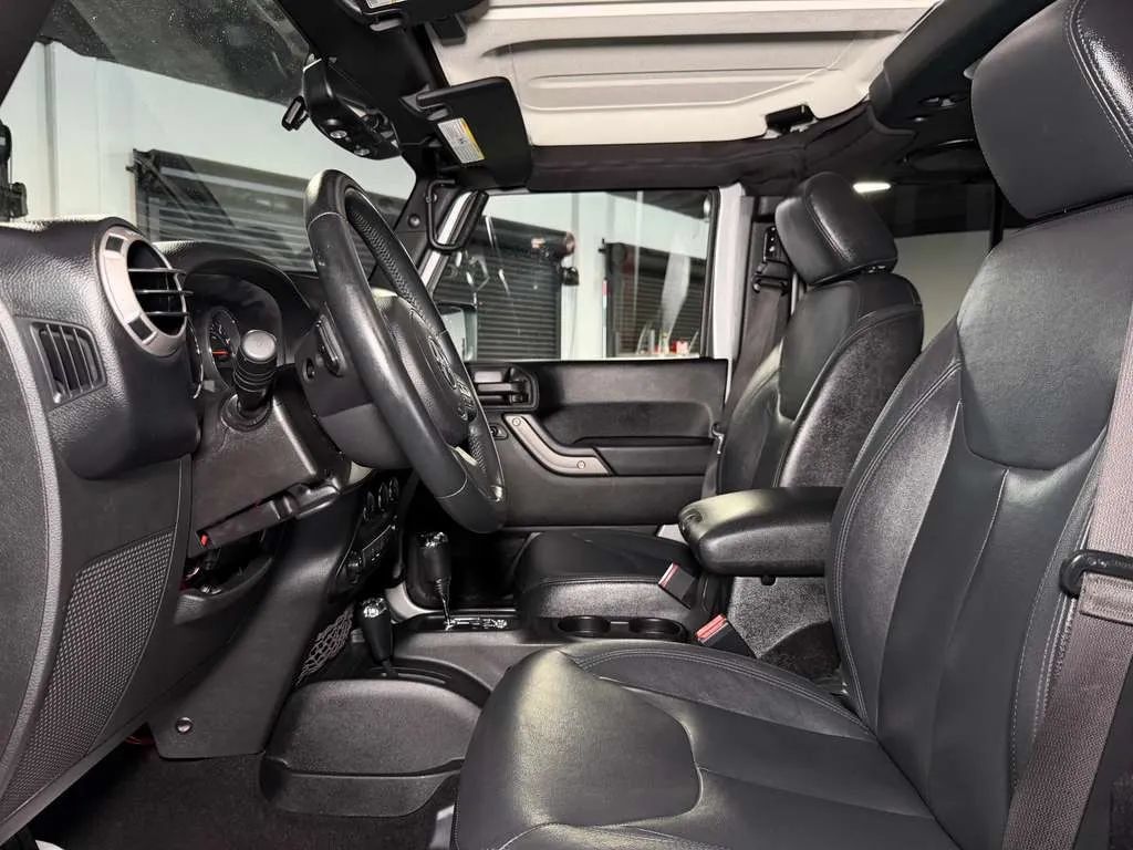 Used 2013 Jeep Wrangler Unlimited Sport AWD/4WD image 23