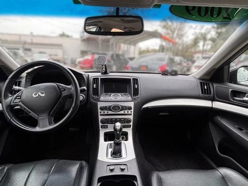 Used 2009 INFINITI G37 Journey w/ Premium Pkg image 1
