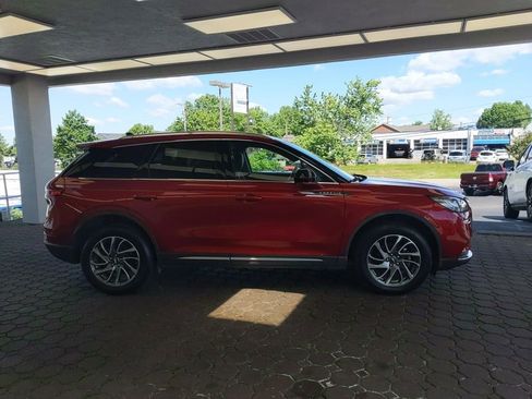 Used 2020 Lincoln Corsair AWD w/ Equipment Group 101A image 4
