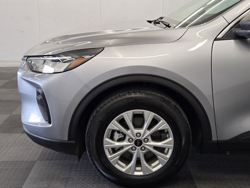 Used 2024 Ford Escape Active FWD image 9