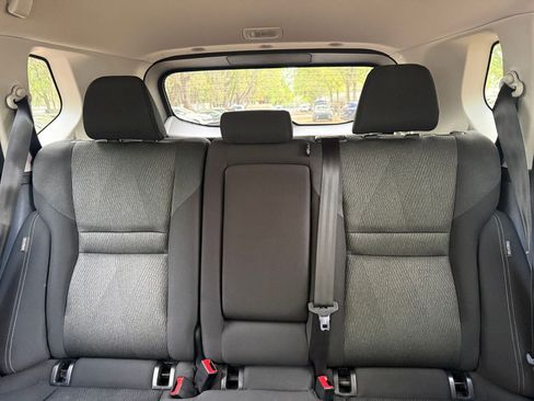 Used 2025 Nissan Rogue SV image 35