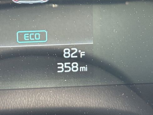 New 2025 Kia Niro EX Touring image 25