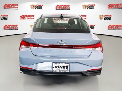 Certified 2023 Hyundai Elantra SEL FWD image 14