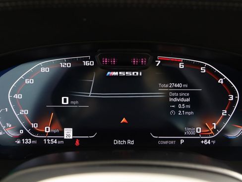 Used 2023 BMW M550i xDrive image 24