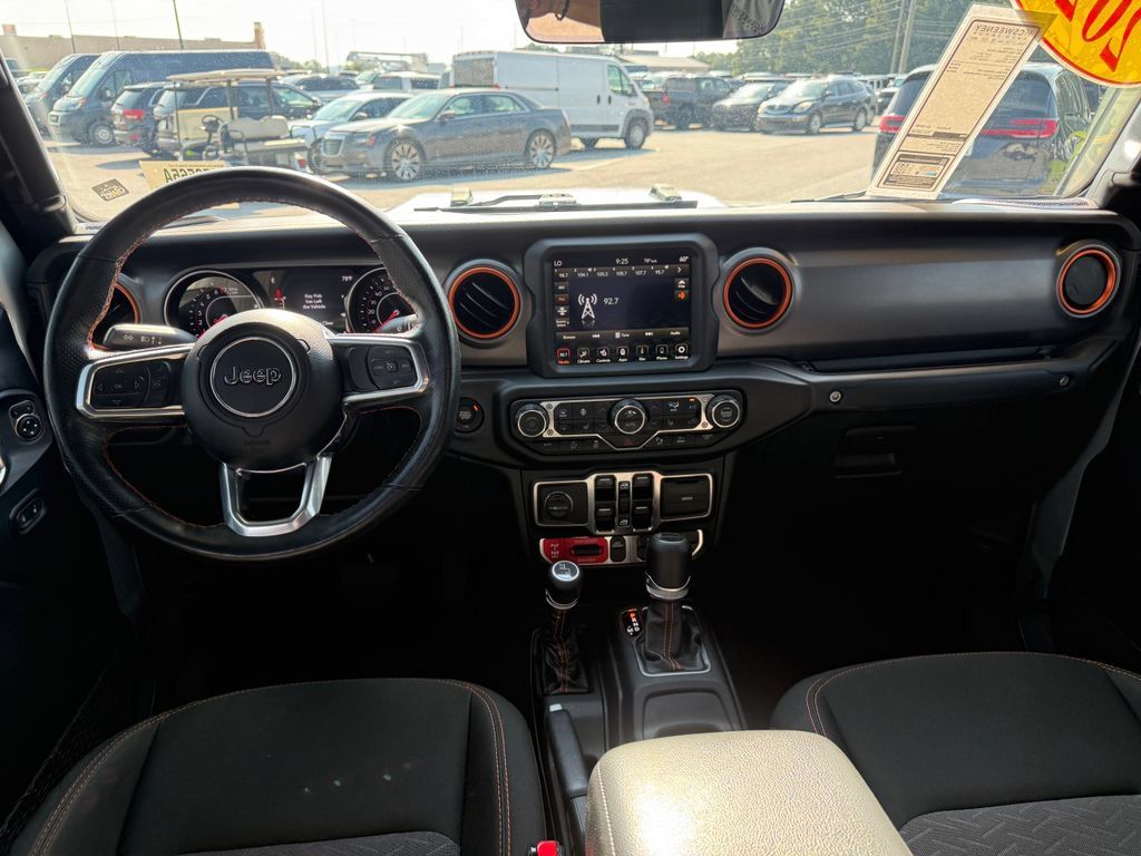 Used 2022 Jeep Gladiator Mojave w/ LED Lighting Group AWD/4WD image 7
