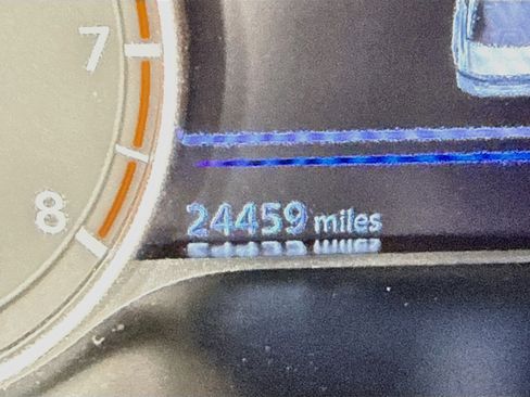 Used 2024 Nissan Altima 2.5 SL FWD image 16