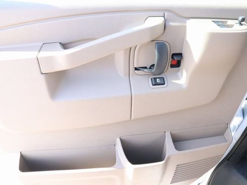 New 2025 GMC Savana 2500 Extended w/ Driver Convenience Package image 12