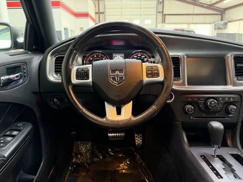 Used 2011 Dodge Charger R/T AWD/4WD image 21