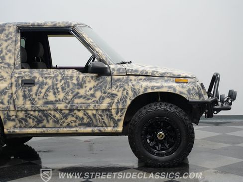 Used 1996 Geo Tracker 4WD 2-Door image 29