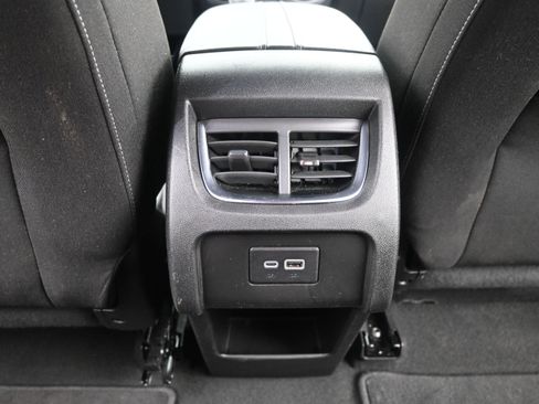 Used 2025 Chevrolet Blazer LT AWD/4WD image 18