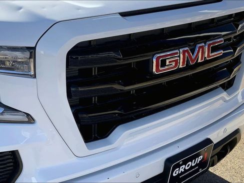 Used 2020 GMC Sierra 1500 Elevation w/ Elevation Value Package image 29