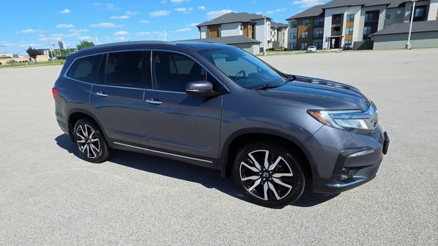 Used 2020 Honda Pilot Touring image 3