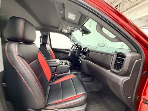 Certified 2024 GMC Sierra 1500 Elevation image 32