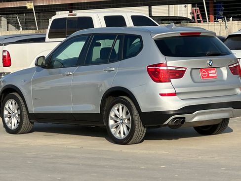 Used 2017 BMW X3 xDrive28i image 7