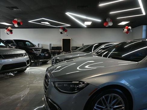 Used 2020 BMW 330i Sedan w/ Convenience Package image 7