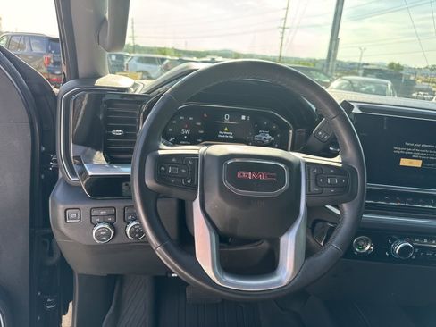 Used 2022 GMC Sierra 1500 Elevation image 13