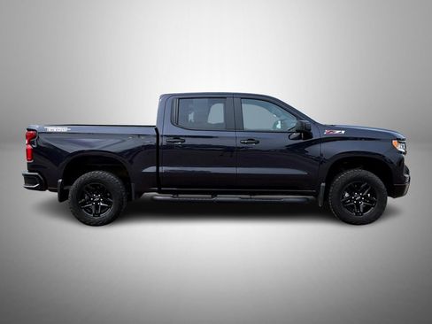 Used 2023 Chevrolet Silverado 1500 LT Trail Boss image 4